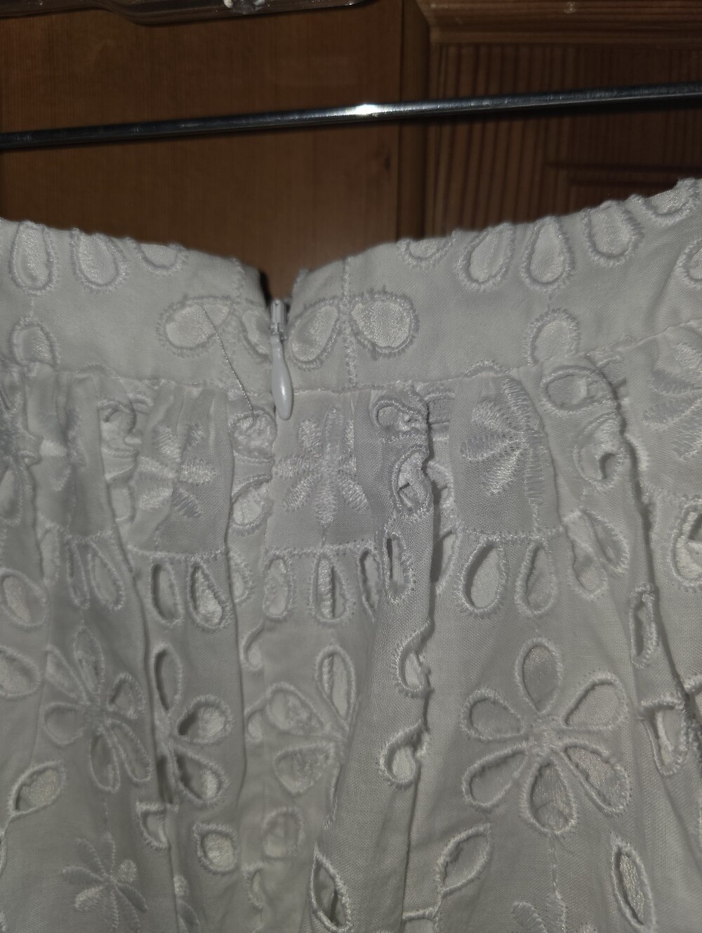J Crew Eylet Full Lined White Lace Midi Skirt Size 14 - Picture 6 of 14